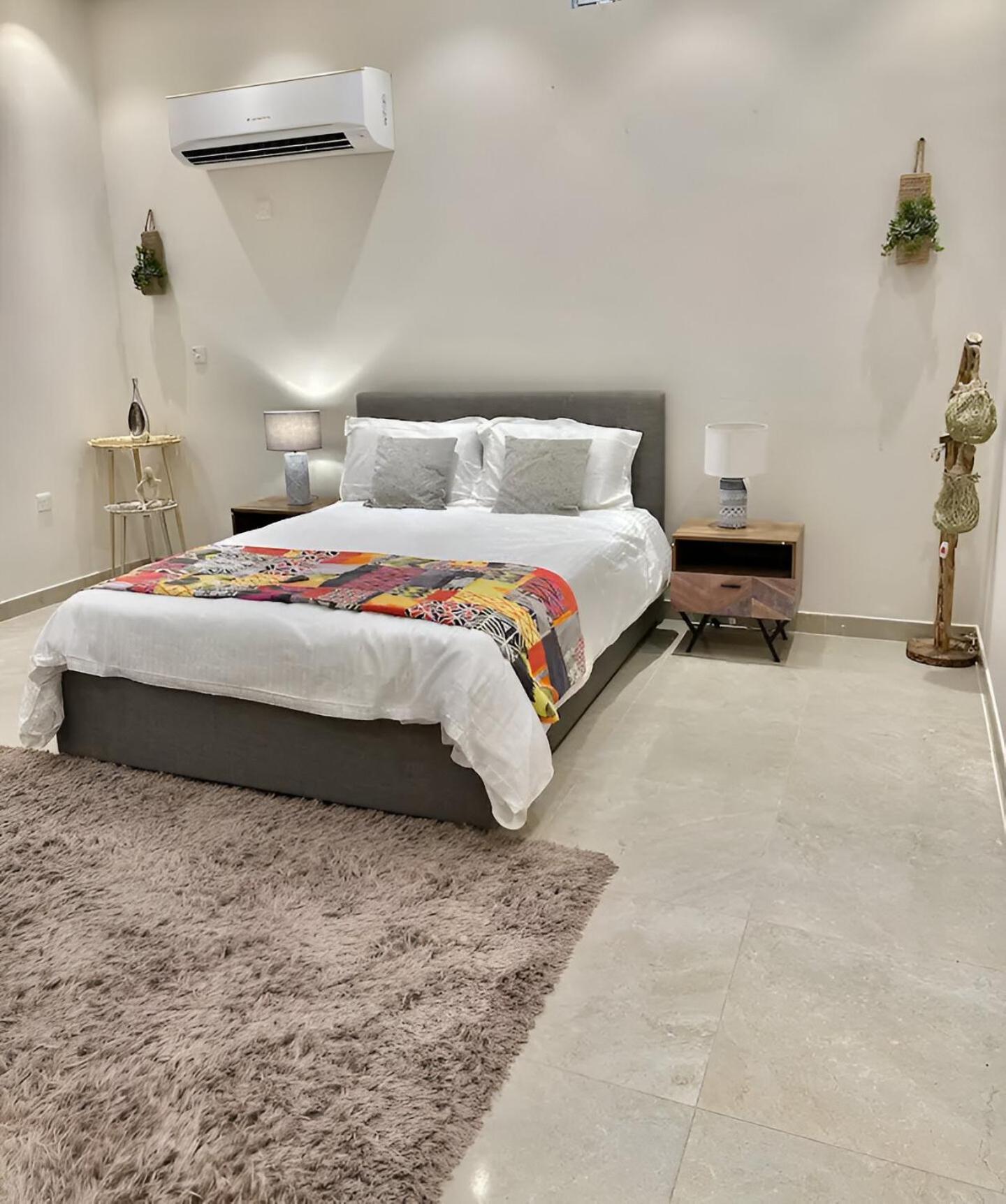 Elegant Garden Stay With 2 Living Areas, 2 Bedrooms, 1 Full And 1 Half Bath For 6 Guests Umm Al Amad Buitenkant foto